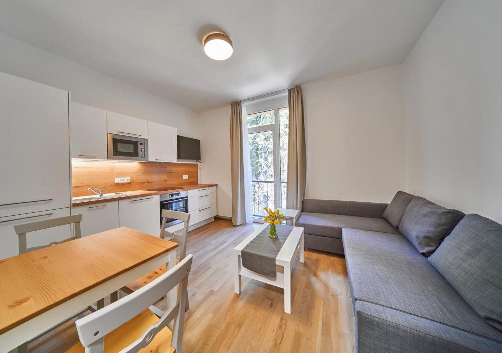 Dolcevita Apartments Харачов Екстериор снимка