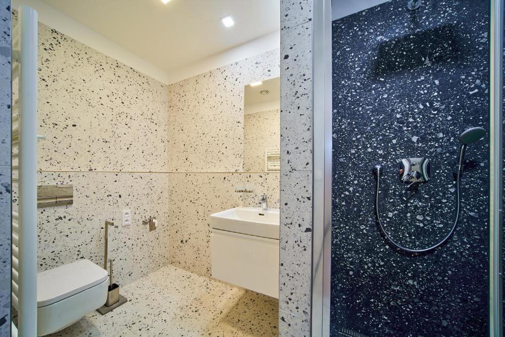 Dolcevita Apartments Харачов Екстериор снимка